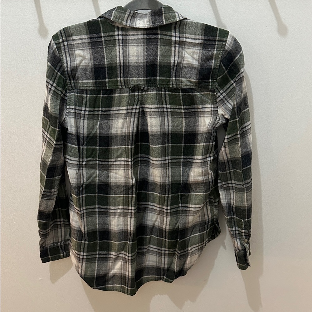 American Eagle Boyfriend Fit Flannel - Picture 4 of 4